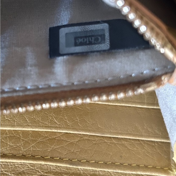 Chloe Pre-Loved Wallet - Picture 6 of 10